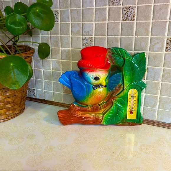 Vintage 1972 Miller Studio INC anthropomorphic Bluebird Chalkware wall plaque - Picture 1 of 10